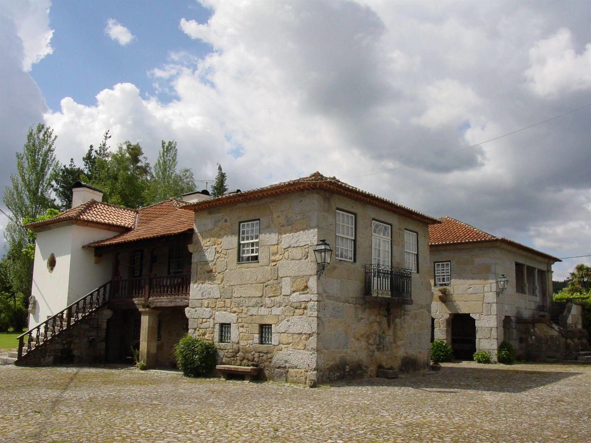 Casa das Paredes Fafe Exterior foto